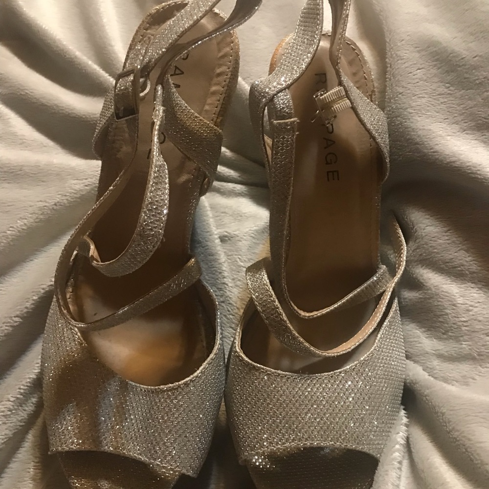 Sparkling wedges